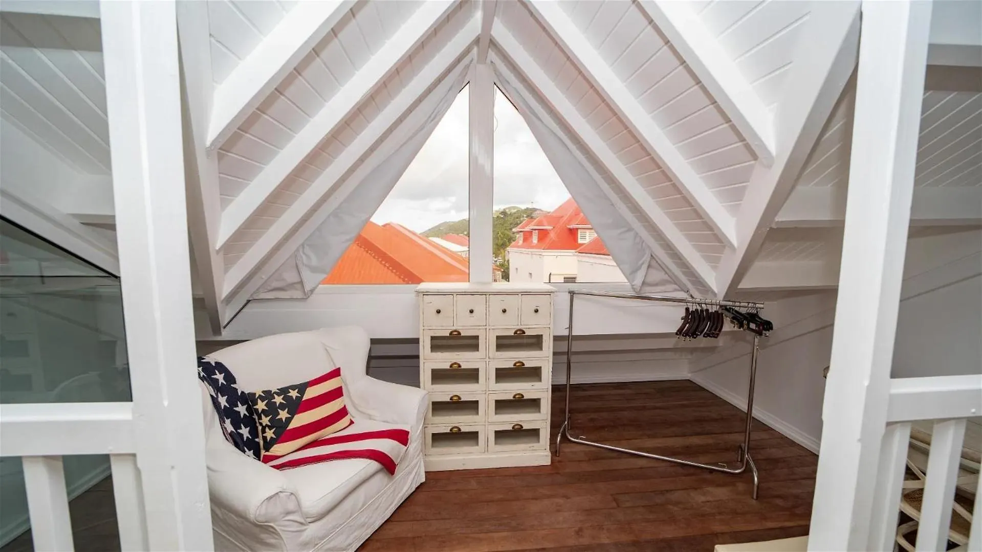 Three-Bedroom Gustavia Harbor Apartment 0*,