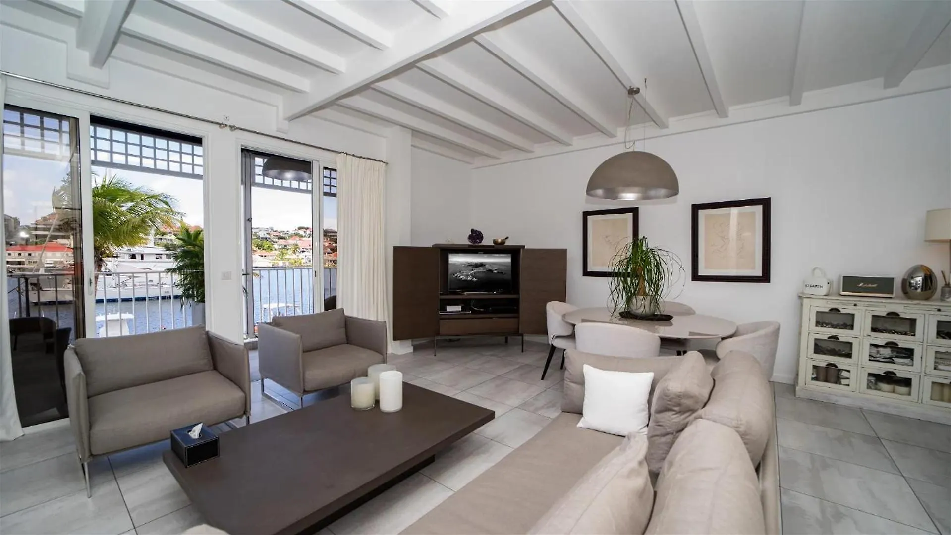 Willa Three-Bedroom Gustavia Harbor Apartment