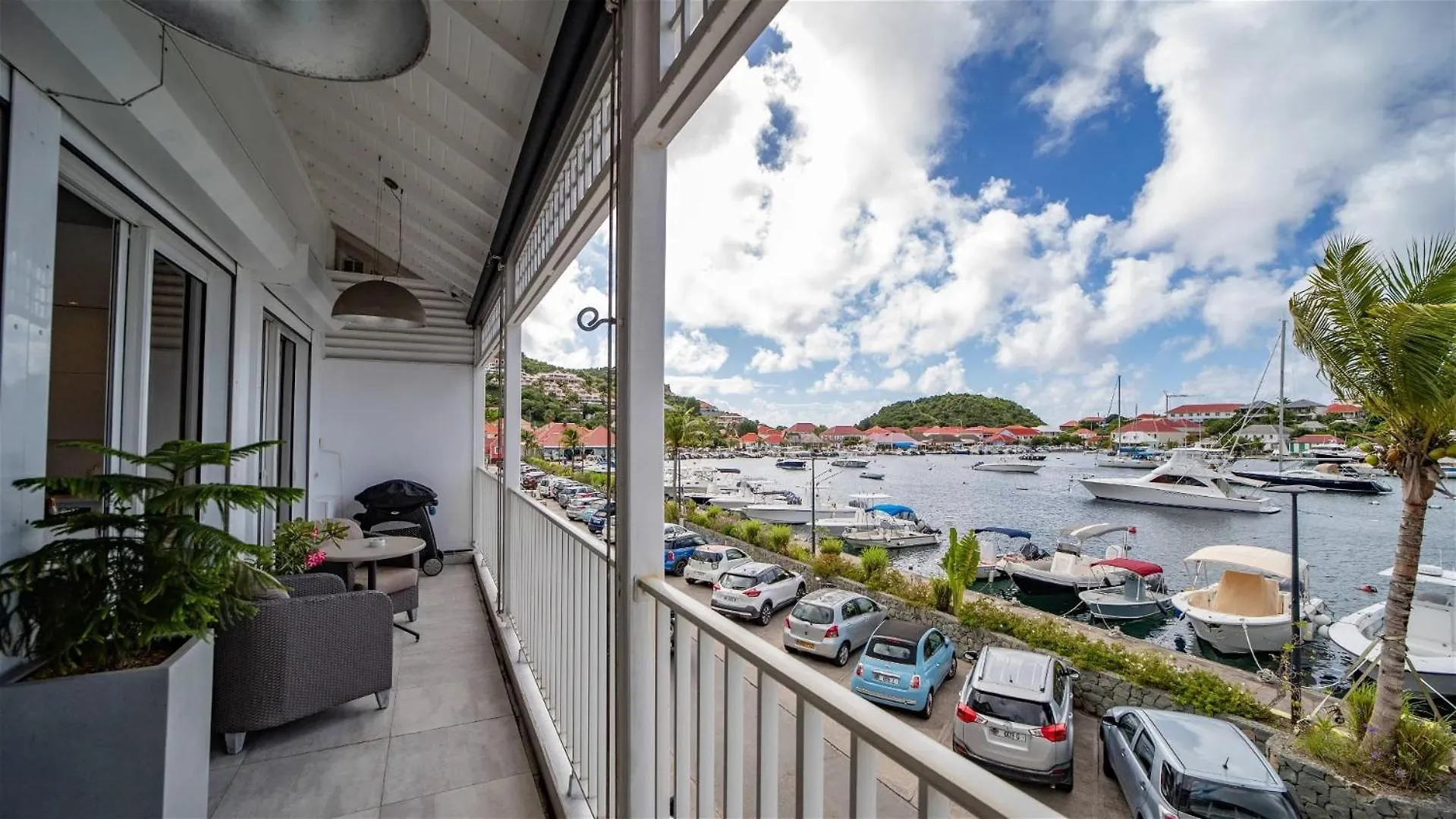 别墅 Three-Bedroom Gustavia Harbor Apartment