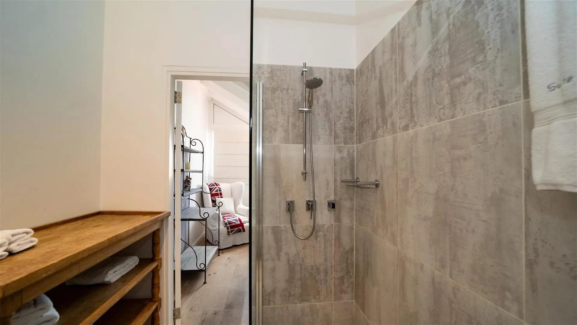 Three-Bedroom Gustavia Harbor Apartment 别墅