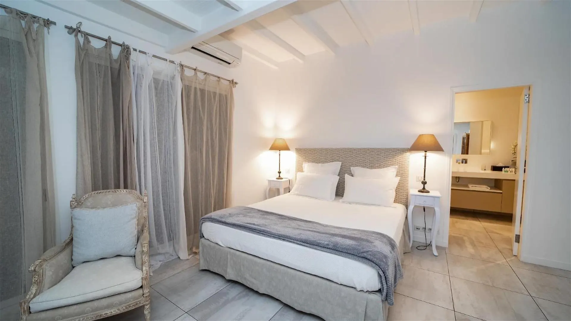 Three-Bedroom Gustavia Harbor Apartment